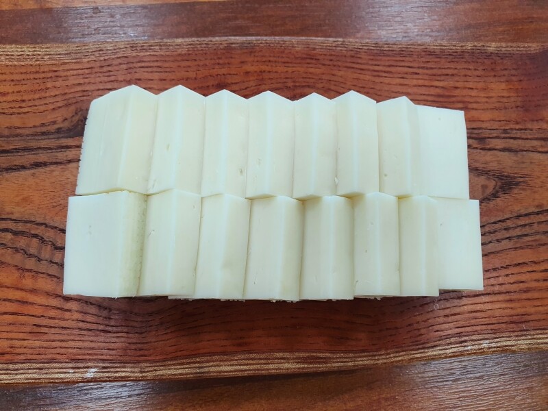 철원몰,[비네본] 철원 비전목장에서 신선한 원유로 직접만든 구워먹는 할로미 치즈